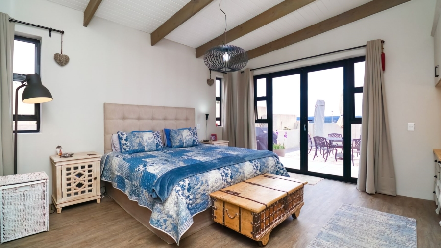 4 Bedroom Property for Sale in Stilbaai Wes Western Cape